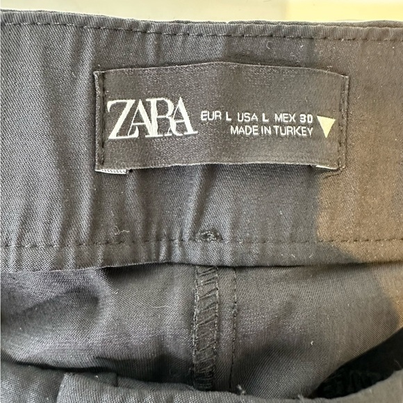 Zara black Pleated Shorts - Picture 6 of 8